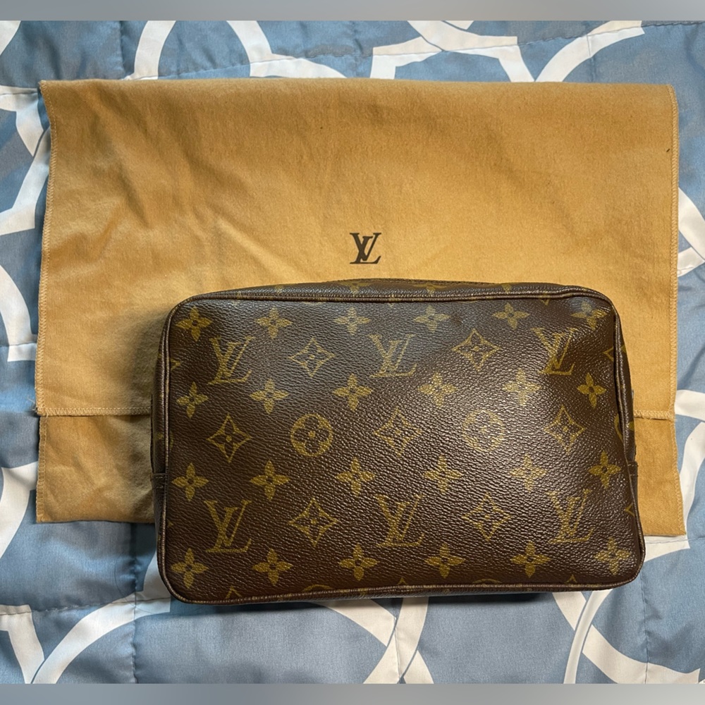 Louis Vuitton Vintage Toiletry Pouch Monogram